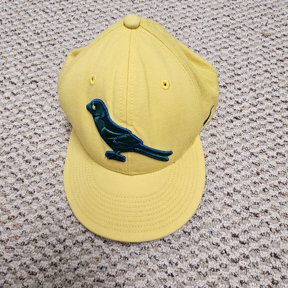 Nike Brazil National Team Canarinho Bird Soccer Football Hat Cap 7 1/2 in 60 cm